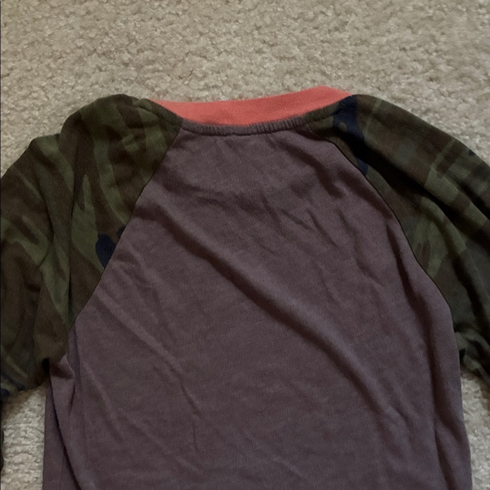 Women’s Raglan “LIFT” Shirt - Picture 6 of 7
